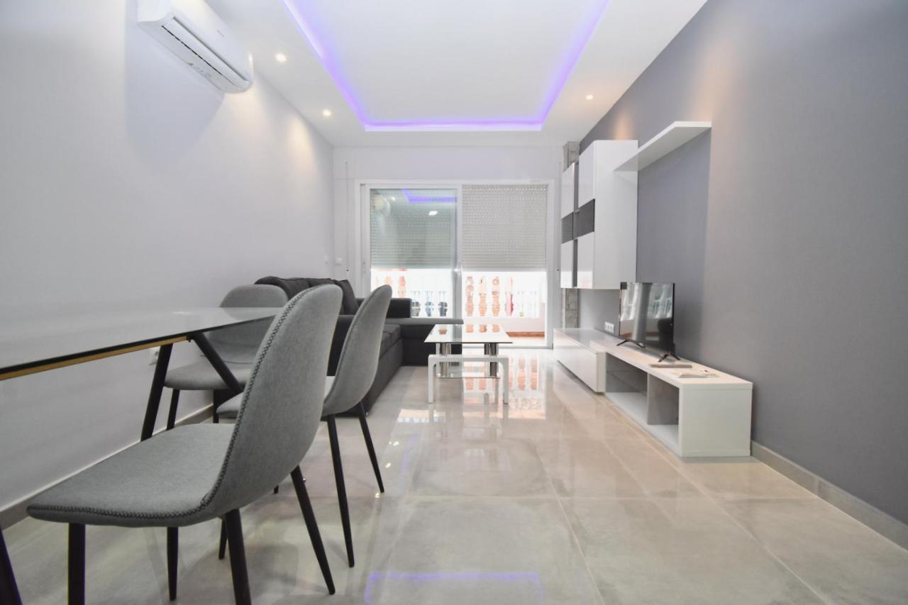 Luxury Suites 丰希罗拉 外观 照片
